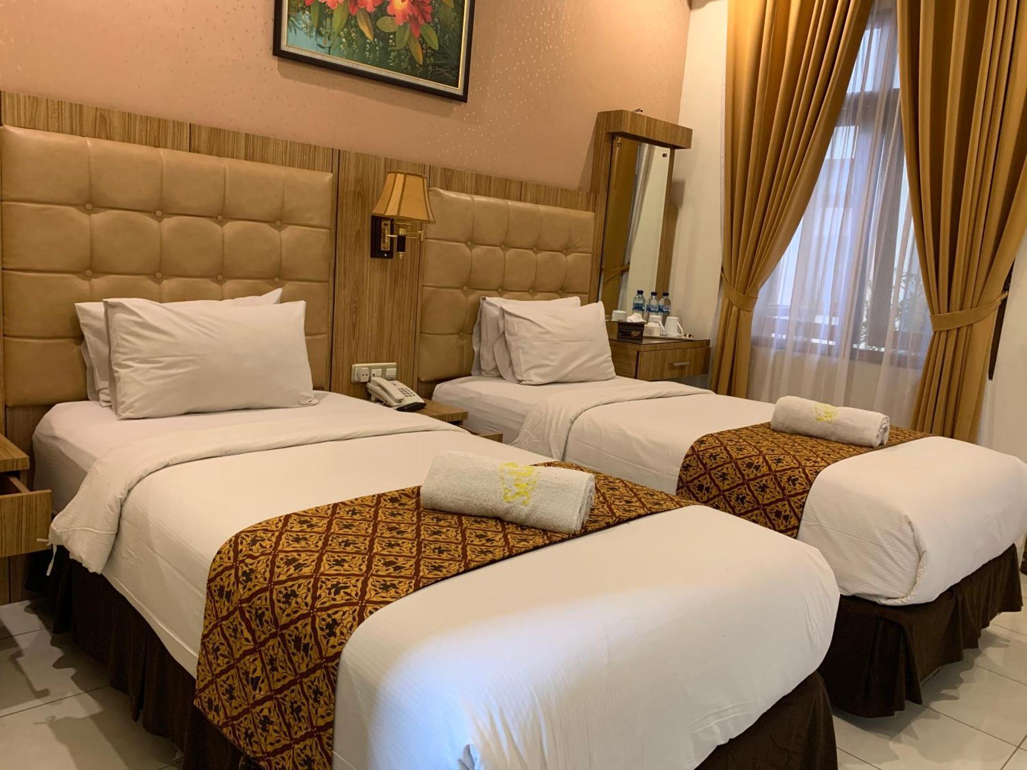 Selaras Inn Syariah Yogyakarta Exterior photo